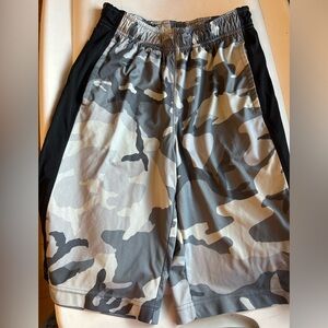 Boys Nike size large gym shorts
